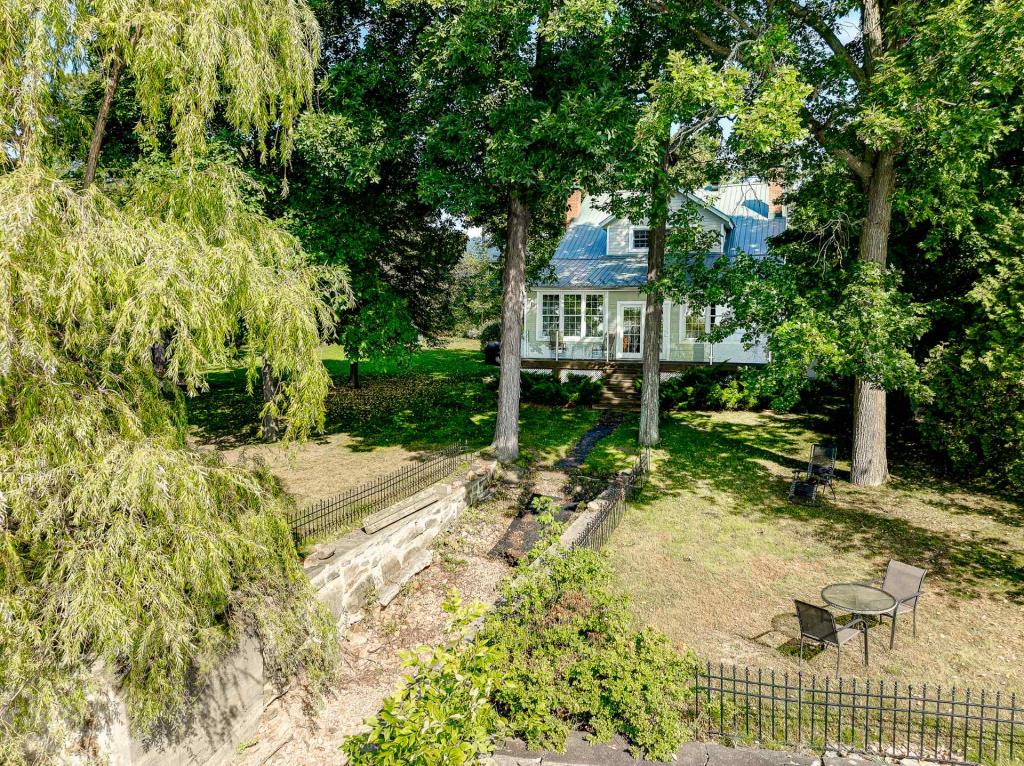 圣普拉西德劳伦琴地区温馨住宅丨Joli Joli Design-30