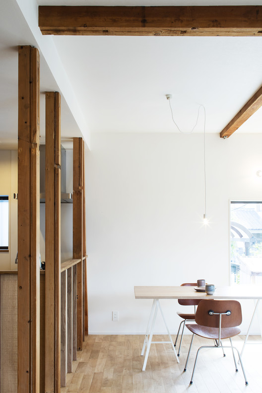 阳光穿透的日式木屋-18