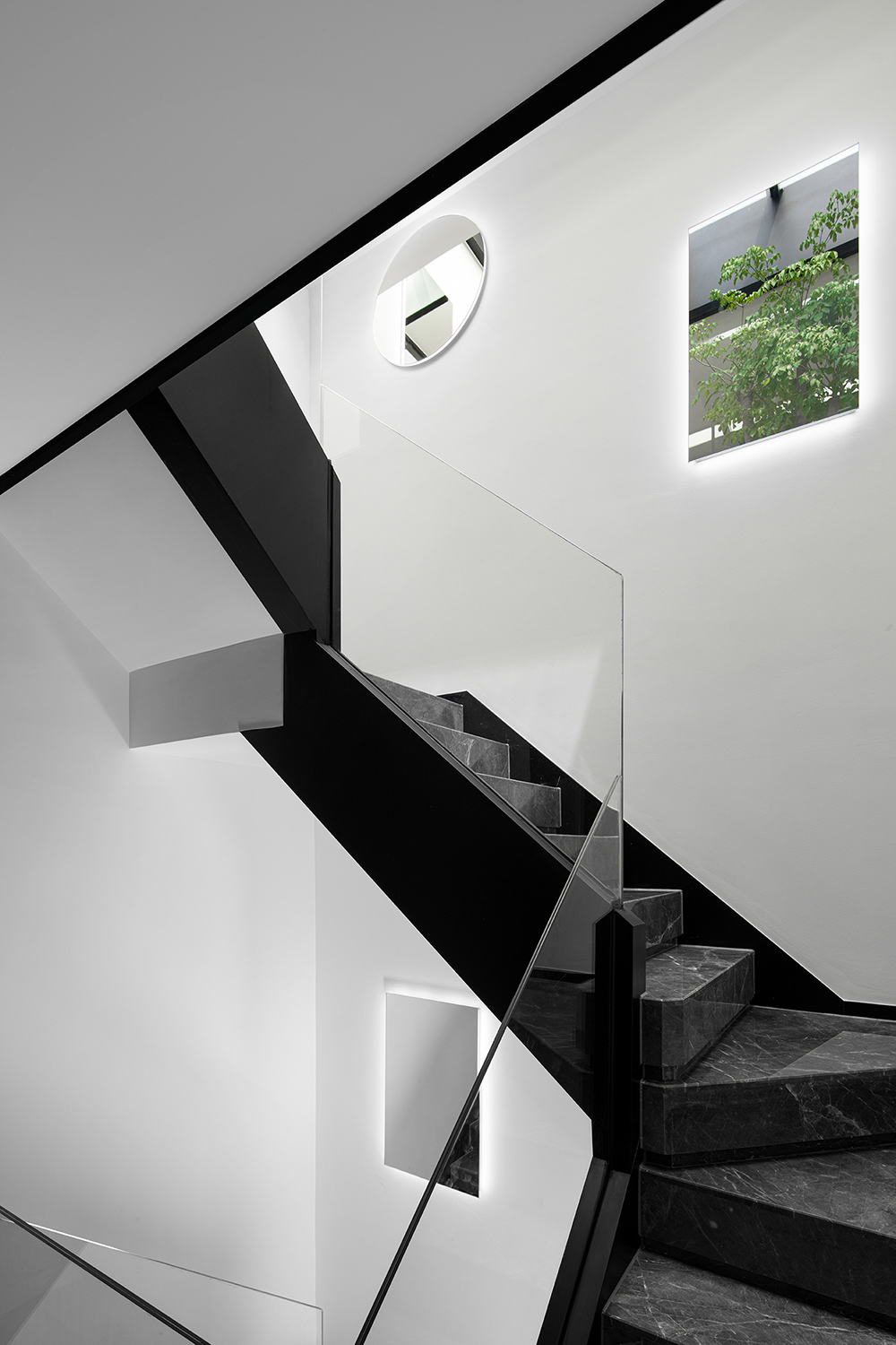 长沙 255㎡极简别墅，黑白灰演绎空间气质-34