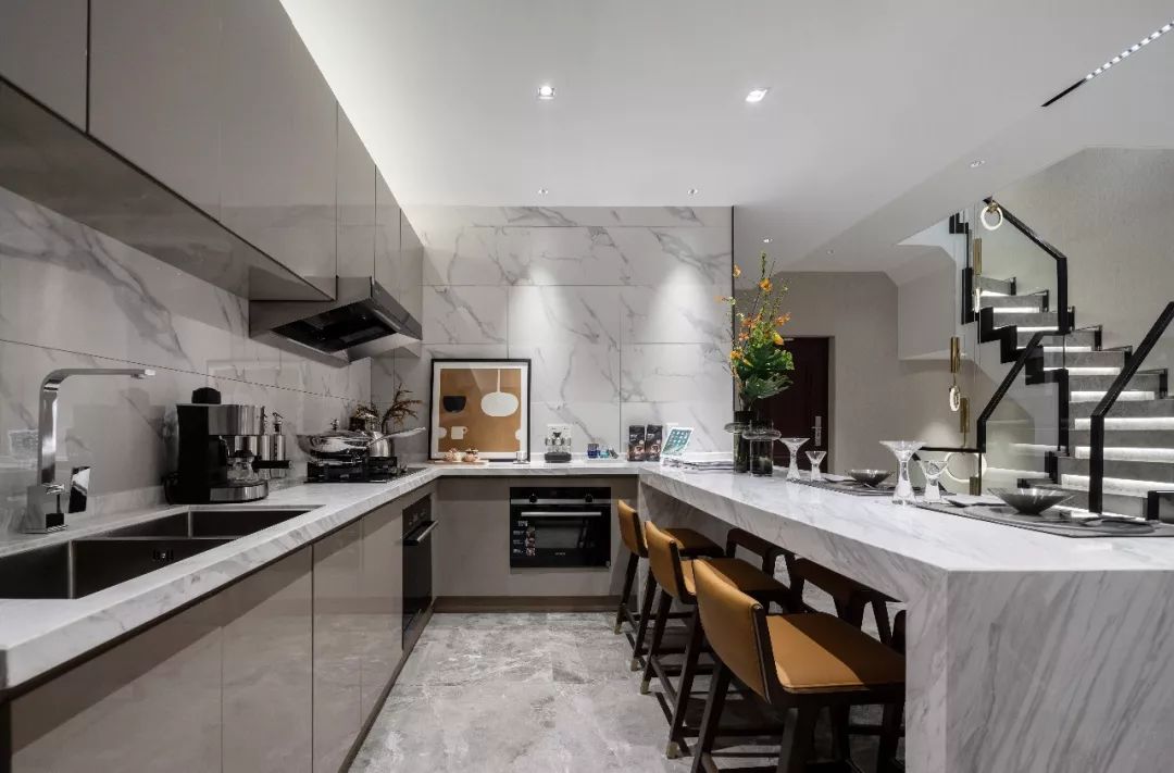 现代简约家居，温暖色调下的高品质生活-32