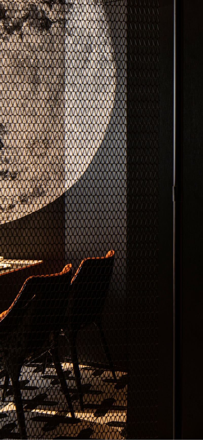 重庆曼泰南洋餐厅 · 镜像世界的泰式美学空间丨中国重庆丨纳沃设计旗下迷雾研究所 Misty Lab-28