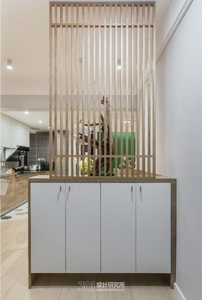 78 平米北欧风小家,绿色背景墙打造轻奢空间-6