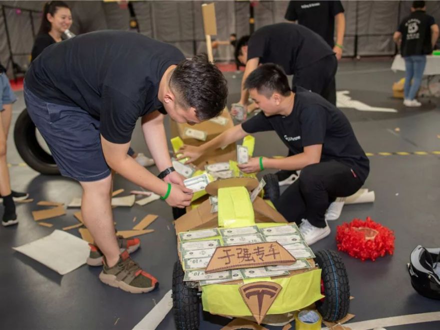 于强&Partners 团建活动,室内设计团队打造“飞驰人生”-39