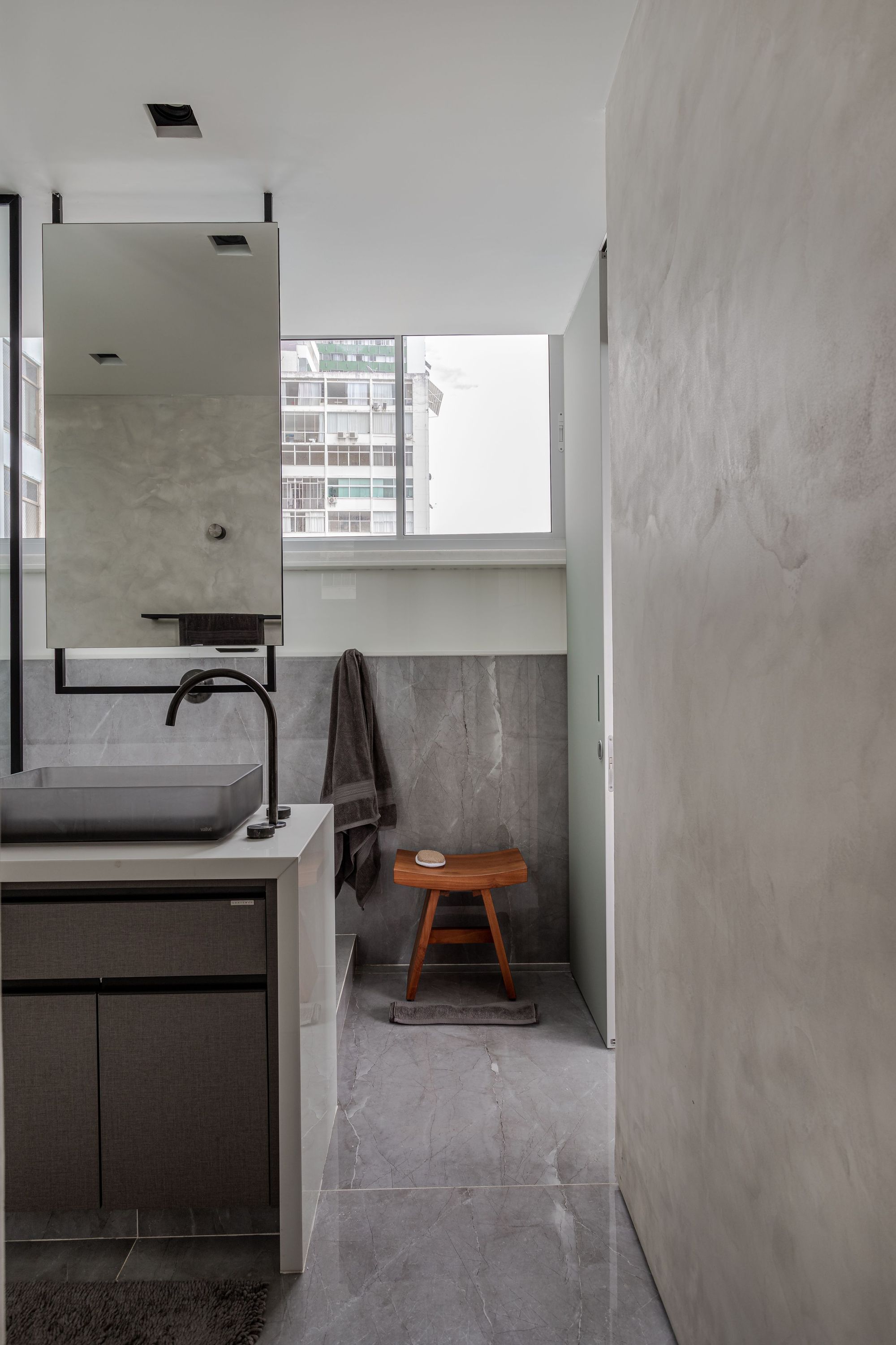 私人混凝土公寓丨巴西丨Paulo Melo e Paulo Andrade-30