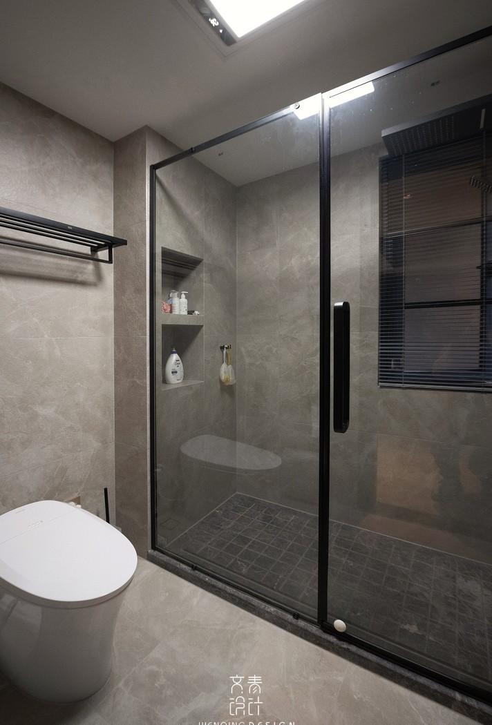 蓝色乳胶漆玄关,水磨石装饰的现代家居设计-40