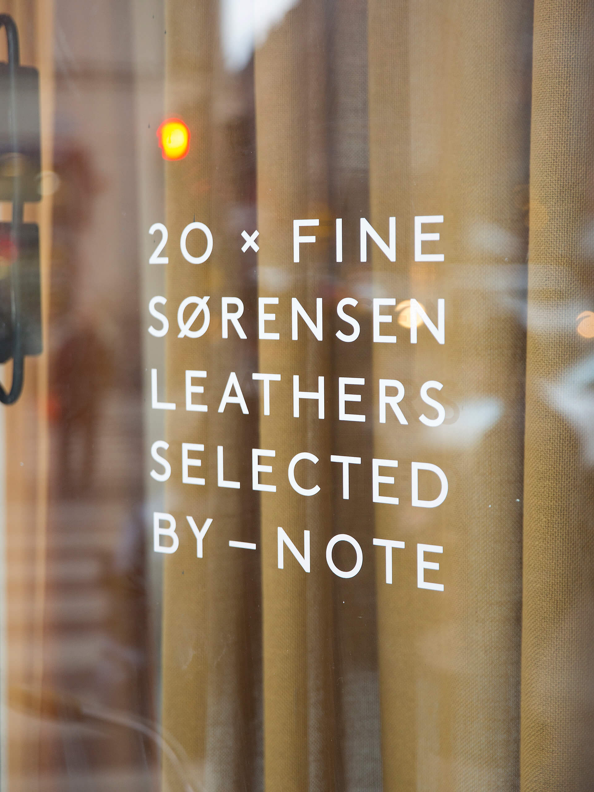 自然色彩的皮革魅力-13