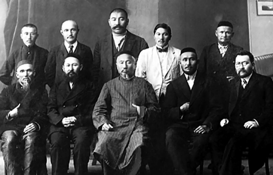 西餐厅丨哈萨克斯坦丨Aivar Zhardem | asia design-12