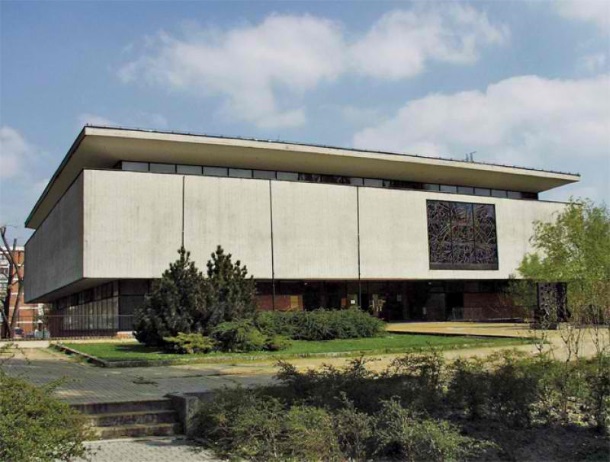 维蒂奇楼内的伏伊伏丁那当代艺术博物馆丨诺维萨德丨伊沃·维蒂奇-2