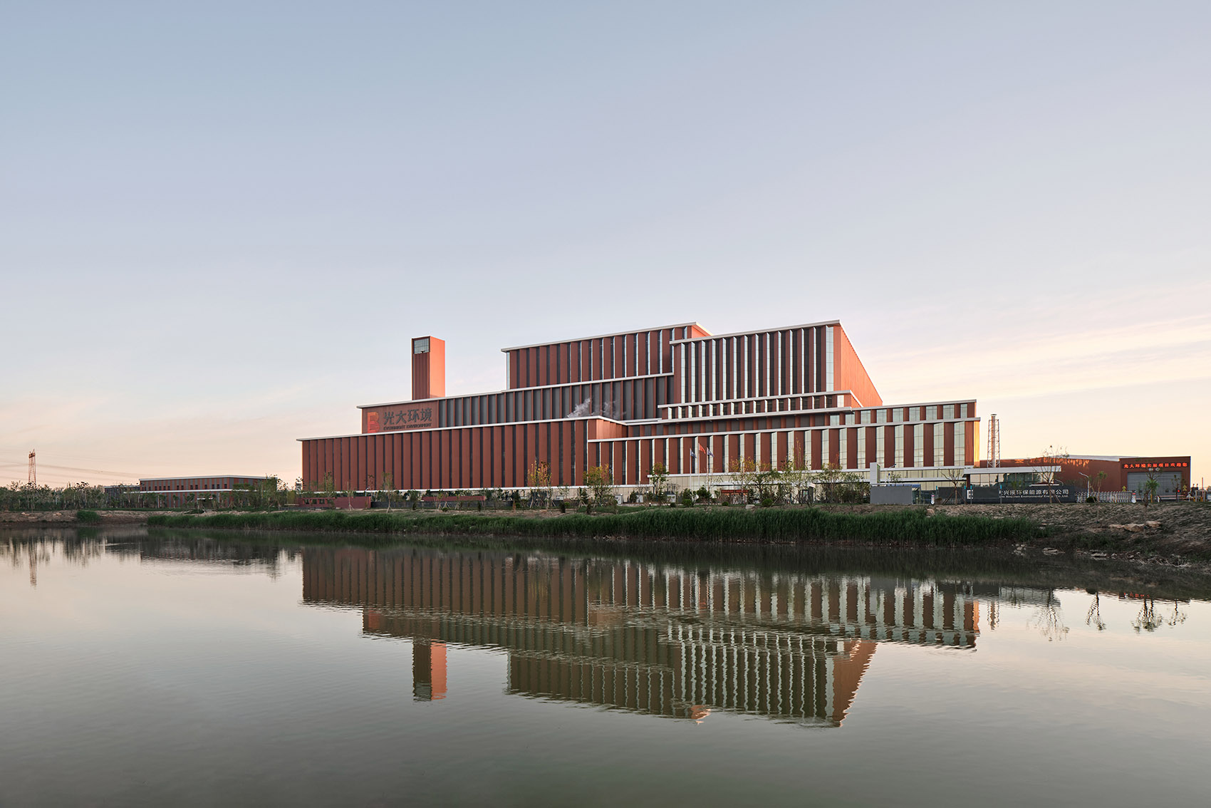 北辰光大垃圾焚烧发电厂建筑立面设计丨中国天津丨华南理工大学建筑设计研究院有限公司倪阳工作室-7