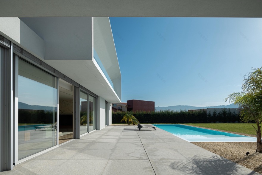 极简白色住宅,葡萄牙 / Arquitetura501-33