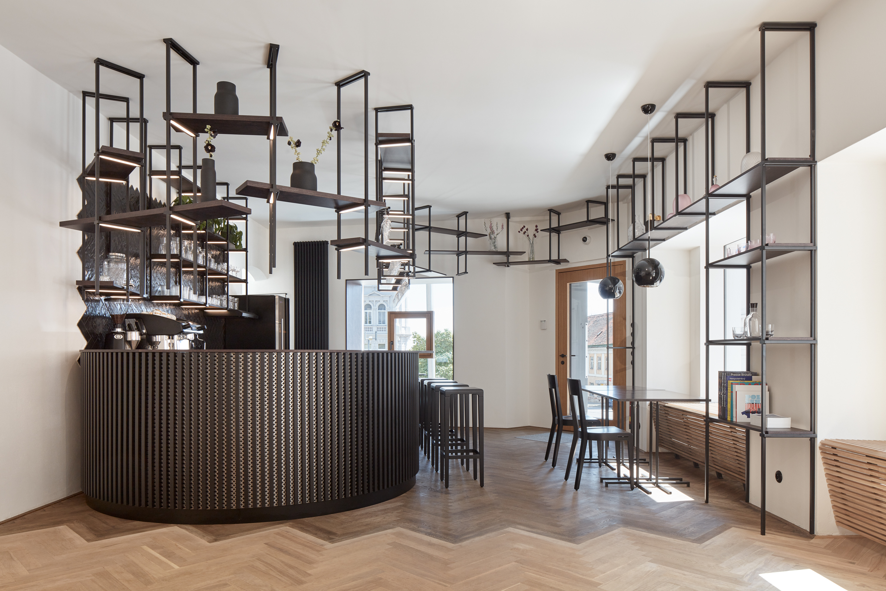 磷化镓，画廊和空间-4