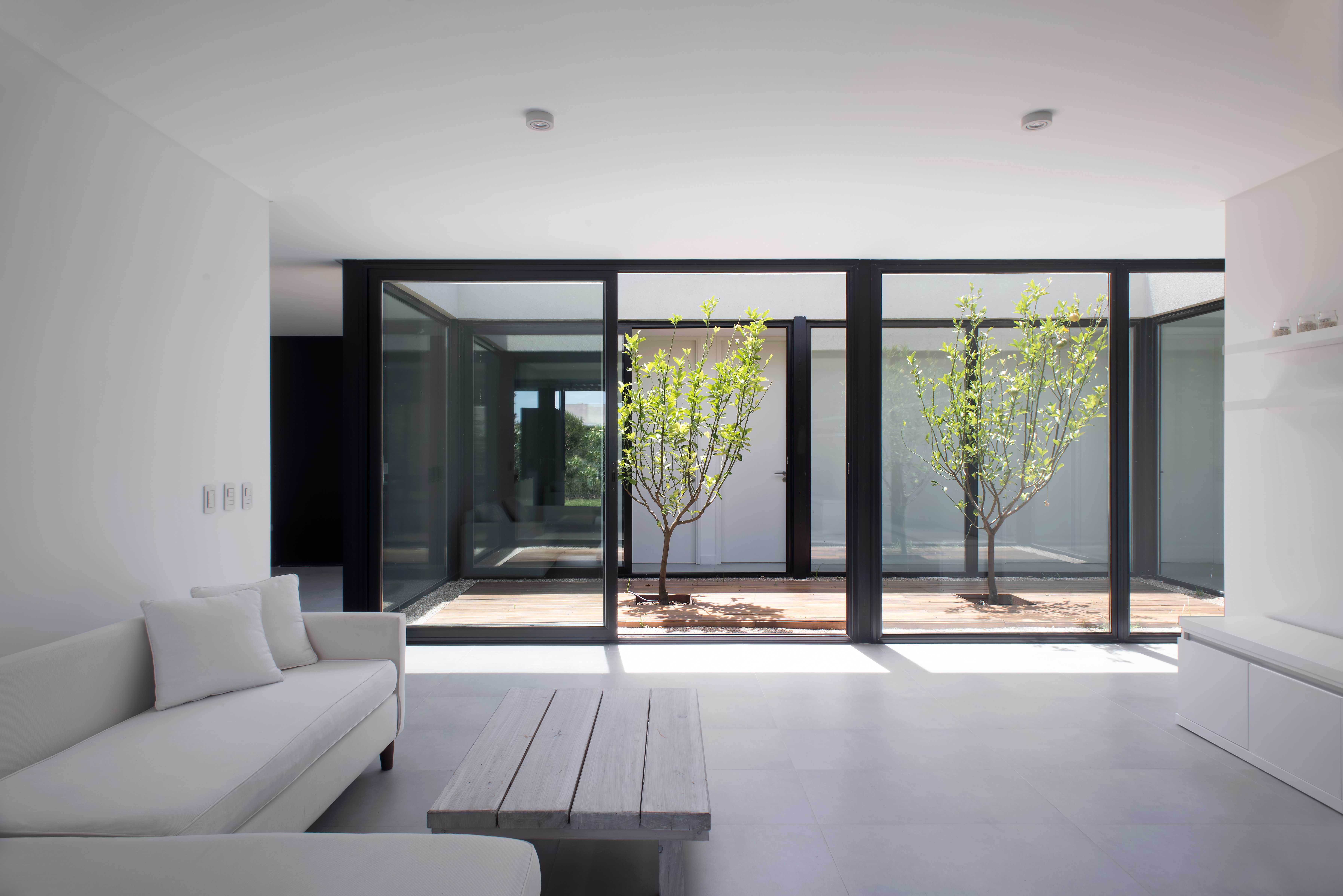 2LH 住宅 | 中型地块的创意设计-27