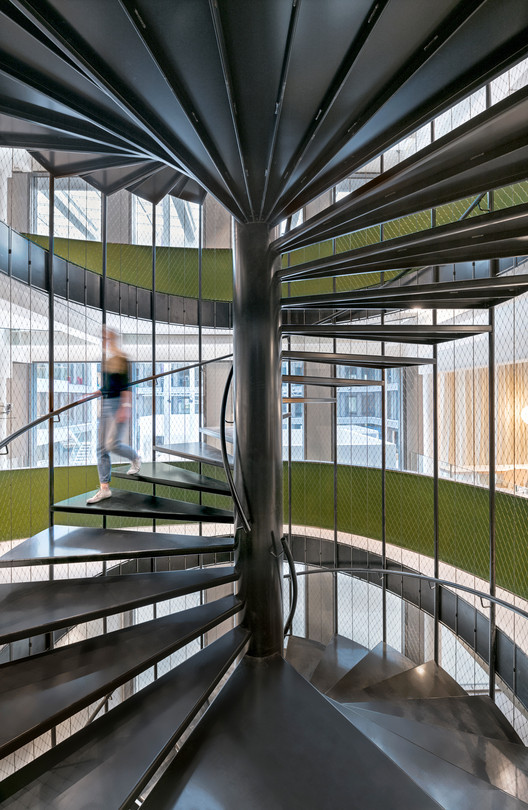 Uber EMEA Headquarters Assembly Design Studio + Cannon Design-8