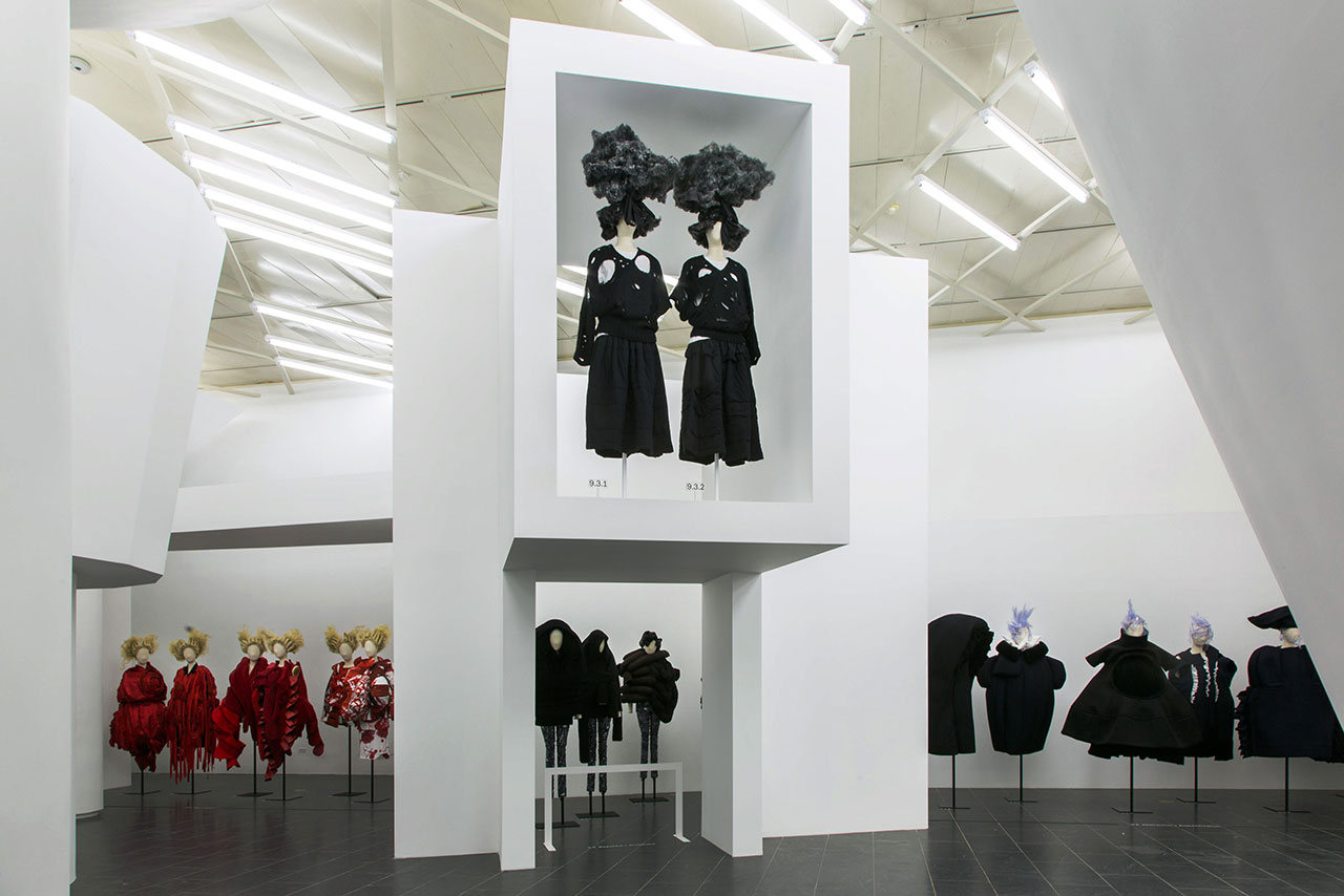 纽约大都会艺术博物馆“中间艺术” | 川久保玲/ Comme des Garçons 展-30