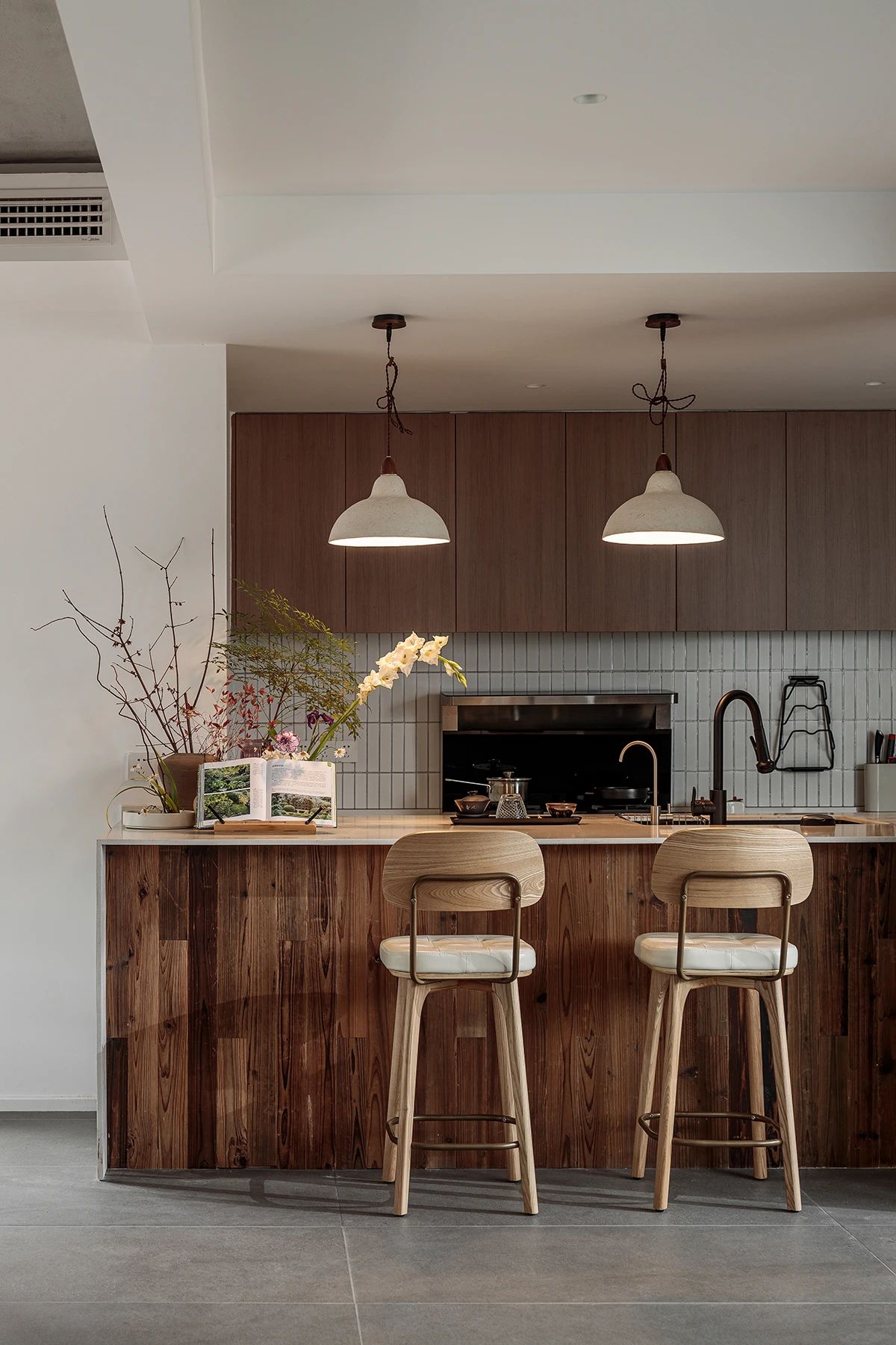 花痴的世界 · 川南小城住宅室内设计丨中国泸州丨境壹空间设计-23