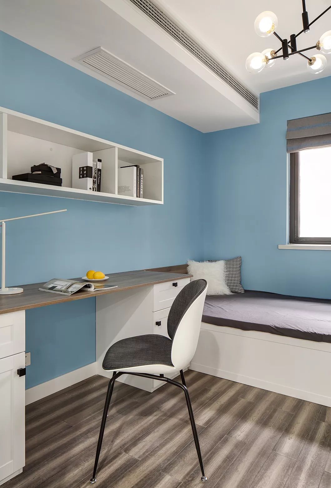 优雅蓝色调，120㎡现代简约家居的静雅之美-45