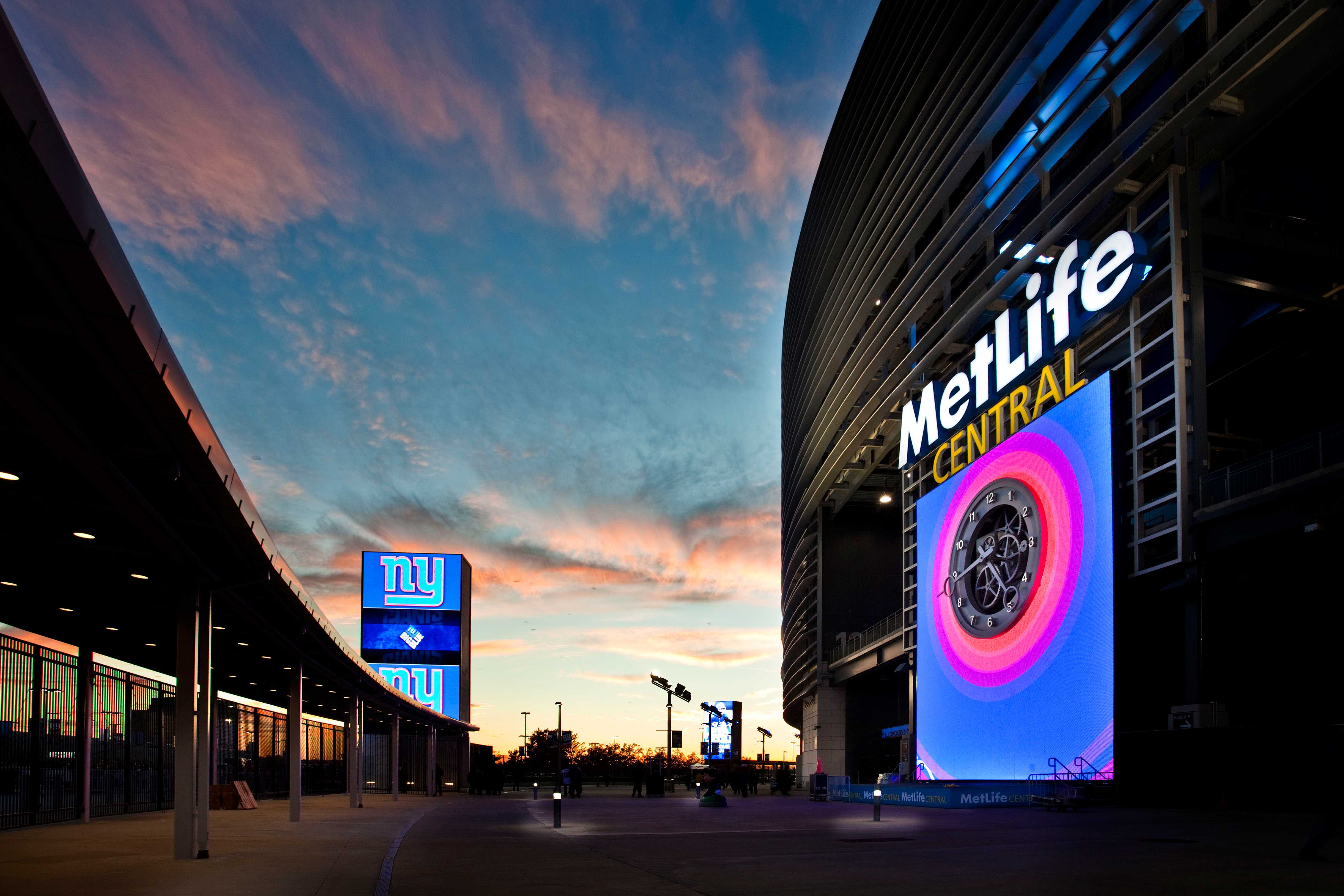 metlife metlife central at the new meadowlands stadium-0