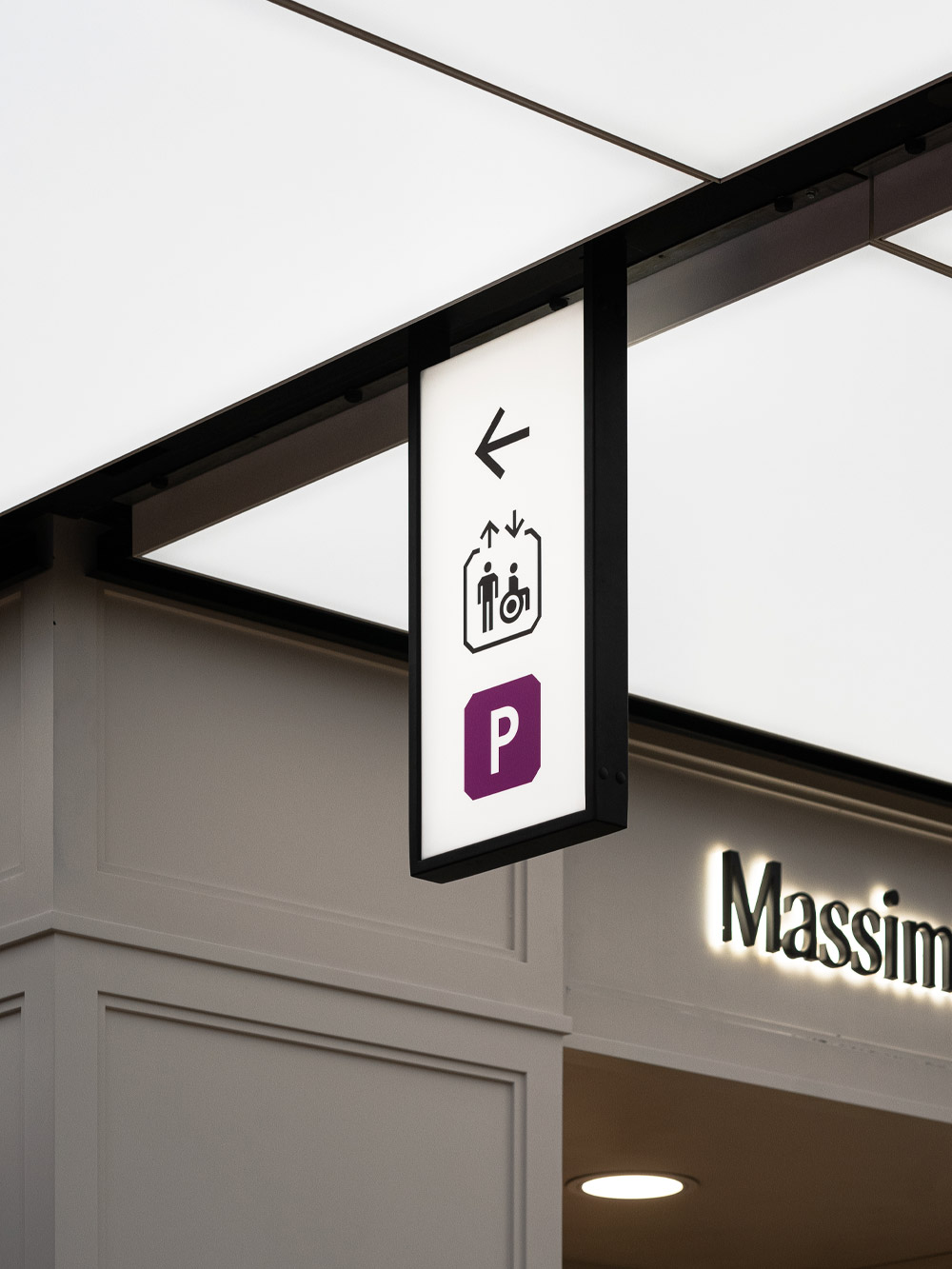 “L’illa Diagonal”购物中心导视系统设计丨西班牙巴塞罗那丨Batlle i Roig Arquitectes,Avanti-23