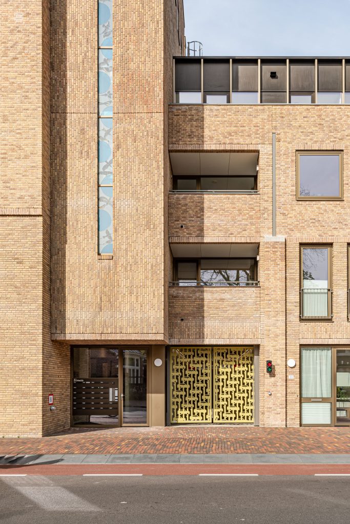 四角区（注：De Vierhoek常见于荷兰语地名等场景，Vierhoek有四角、方形等意思，这里De Vierhoek可直译为四角区 ，具体可能需结合更详细语境确定其实际所指） 丨NetherlandsHaarlem丨her architecten,Joost Swarte-51