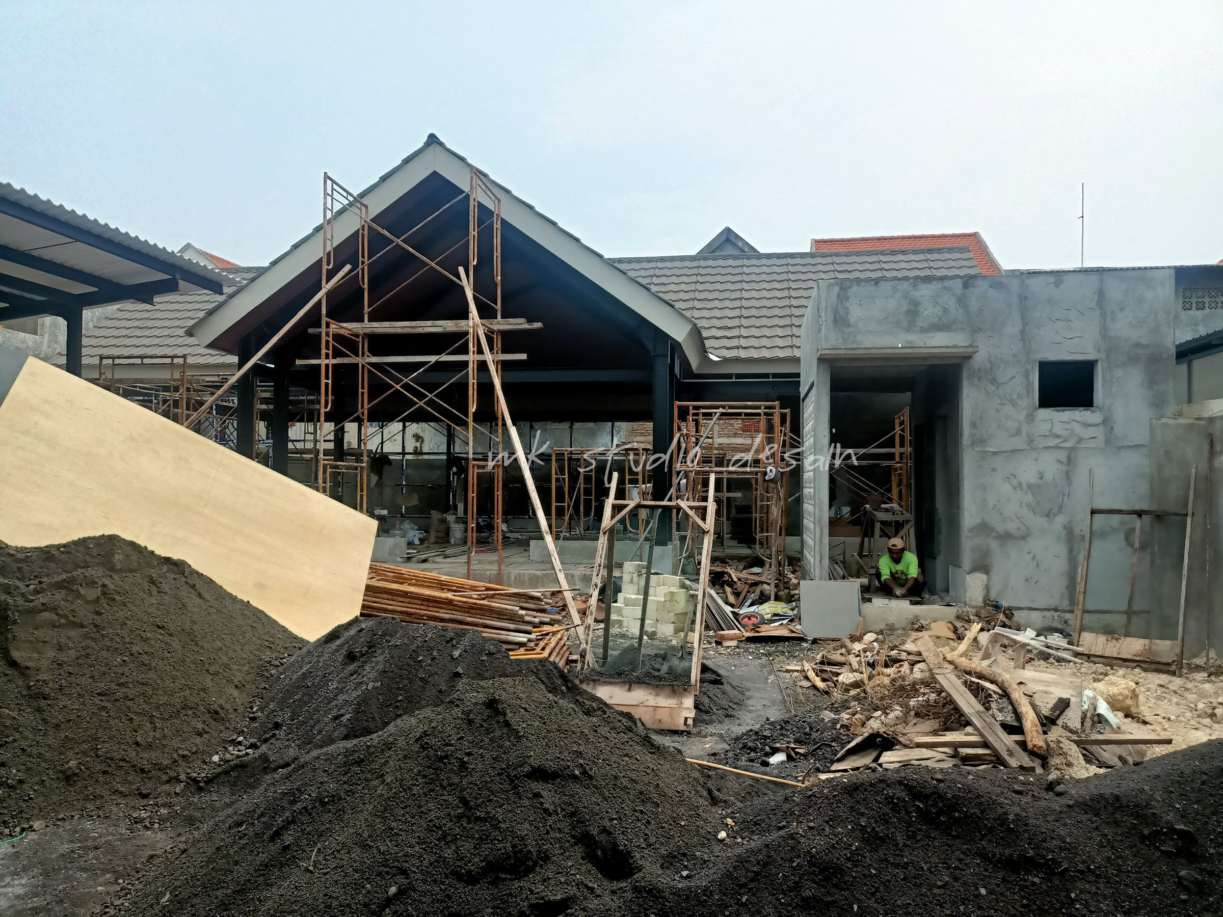 Serenity Indoor Outdoor Cafe-4