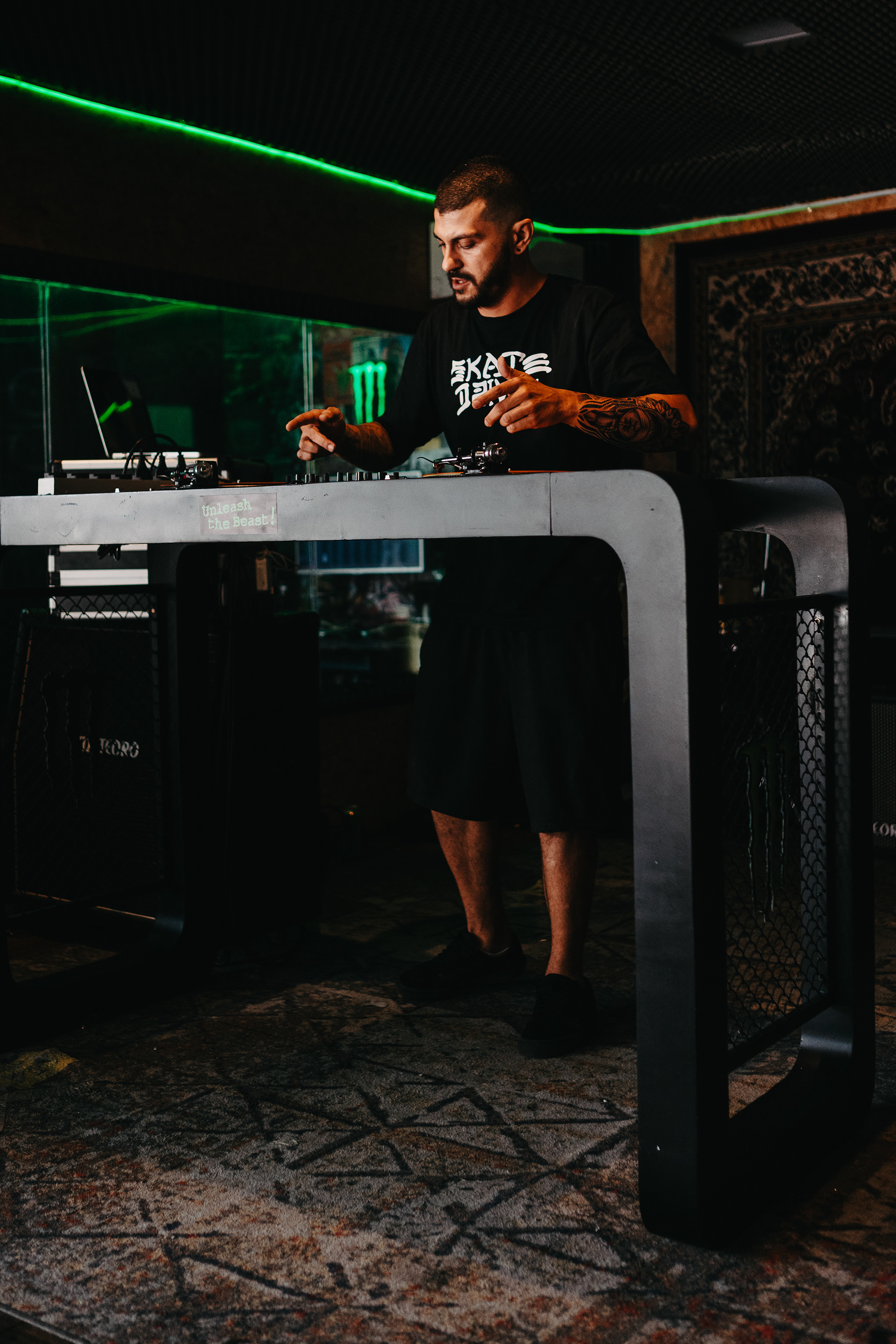 Monster 品牌 CavePool 定制洞穴泳池设计丨巴西圣保罗-33