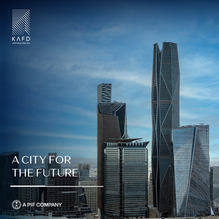 国王阿卜杜勒阿齐兹金融区(KAFD)亮相城市景观展(CITYSCAPE )
注:KAFD 一般指国王阿卜杜勒阿齐兹金融区(King Abdullah Financial District) ,CITYSCAPE 一般是城市景观展,这两个名称需结合具体语境,若有更明确的背景信息,翻译会更精准 丨沙特阿拉伯利雅得-12