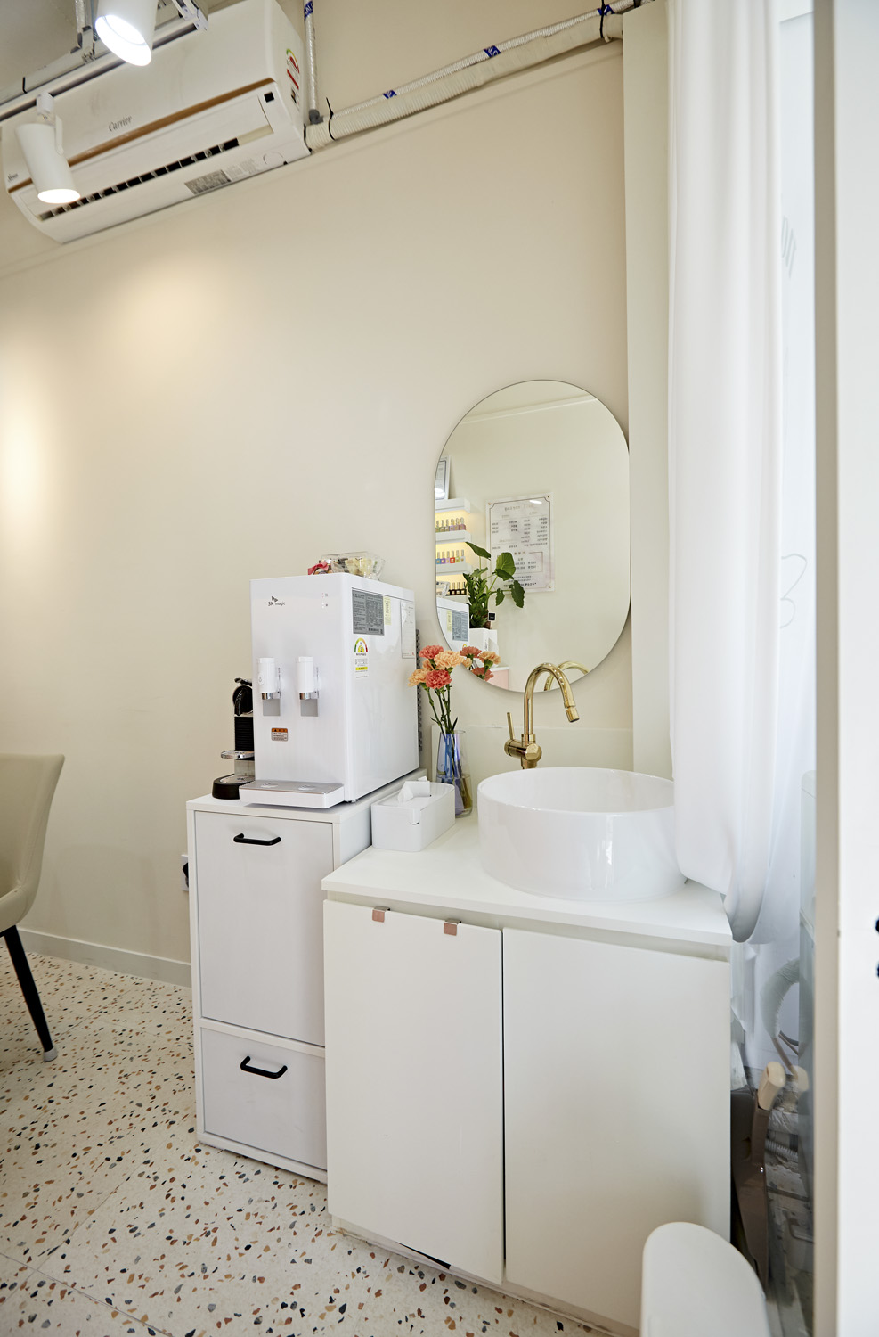 粉色梦幻 | 尼尔斯·斯普林格的室内设计神作-12