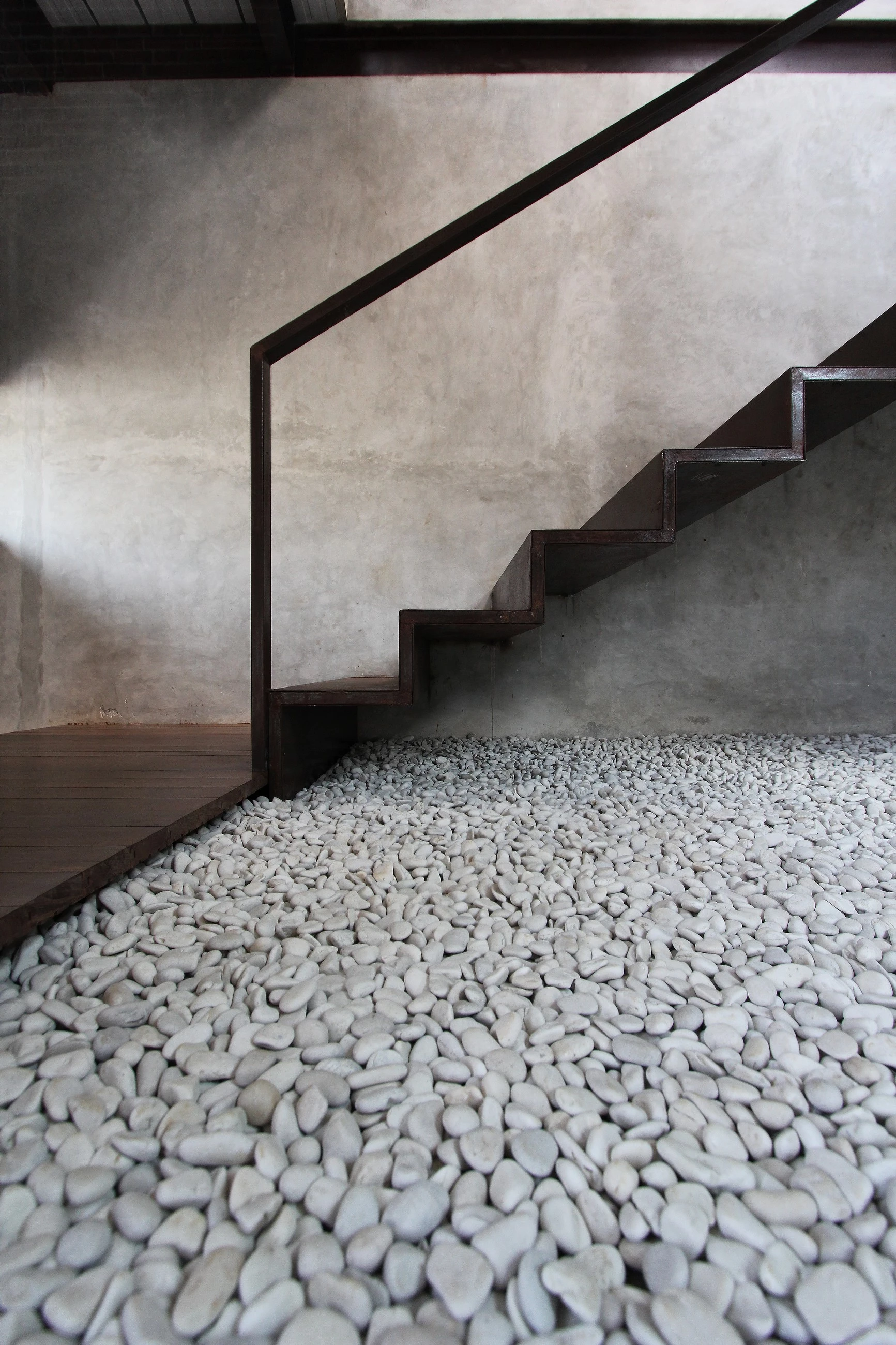 印尼工业风办公室设计 | 满足五感的舒适空间-15