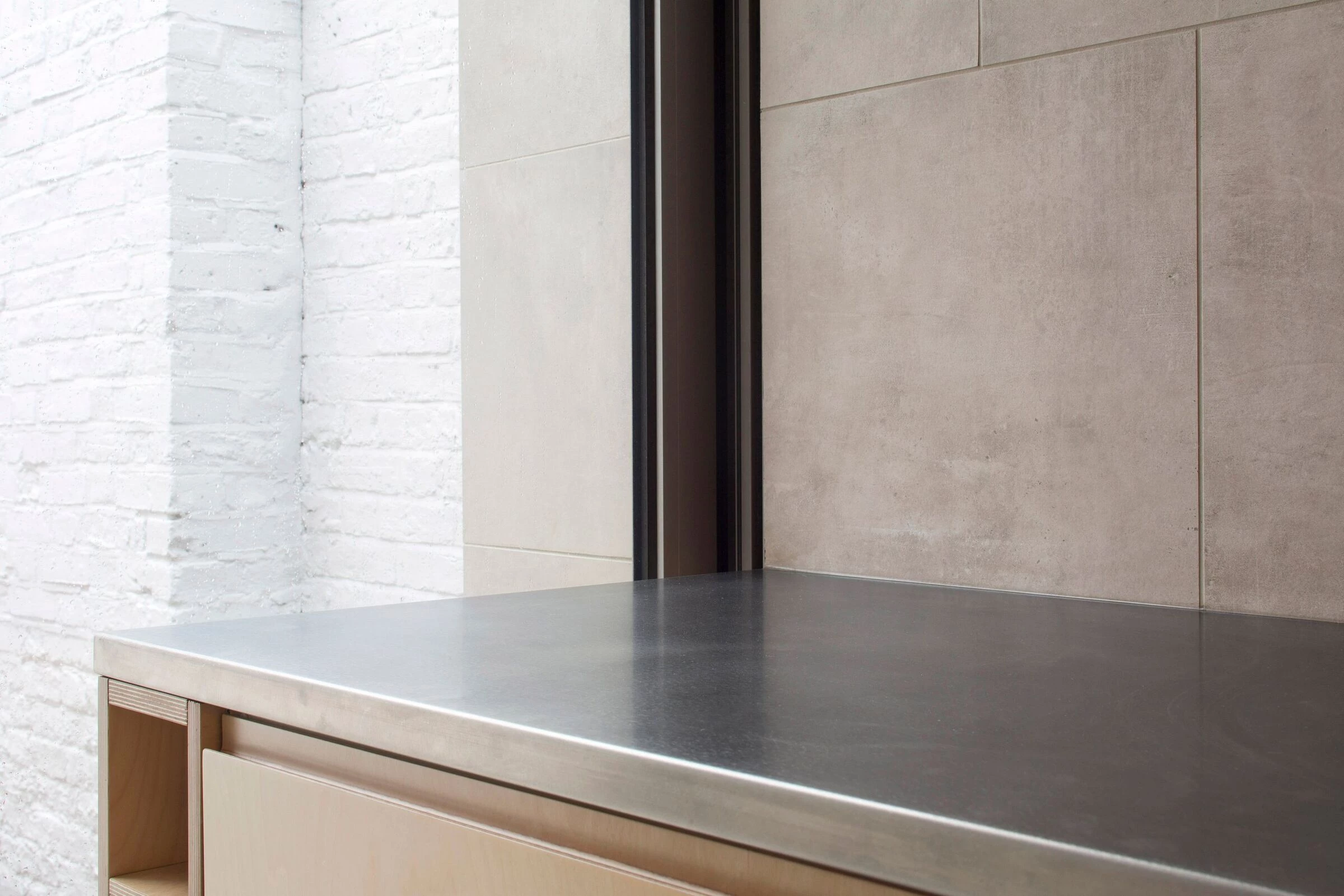 伦敦"Patio House" · 紧凑空间的厨房扩建-22