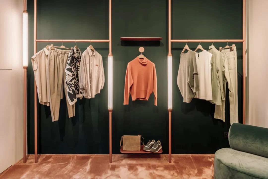 比利时 Tiffany 女装店设计丨WeWantMore & Han nelore Veelaert-2