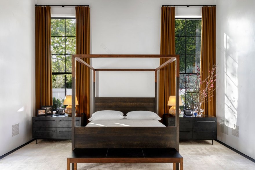 好莱坞导演 Ryan Murphy 的家-14