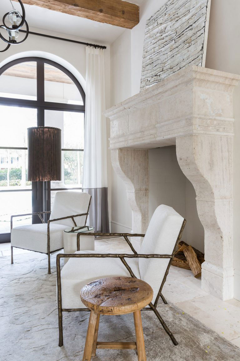 德州现代家居 | 黑白厨房与独特壁炉的完美融合-15