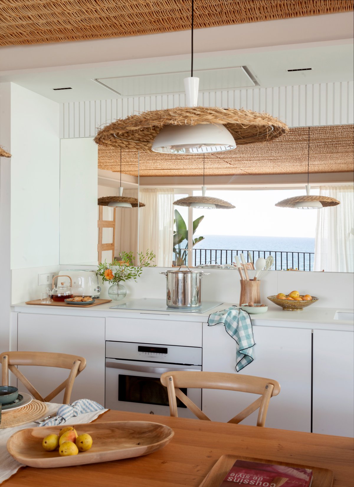 地中海海边度假屋室内设计项目丨澳大利亚黄金海岸丨Strada Interiors,Maison Perron-24