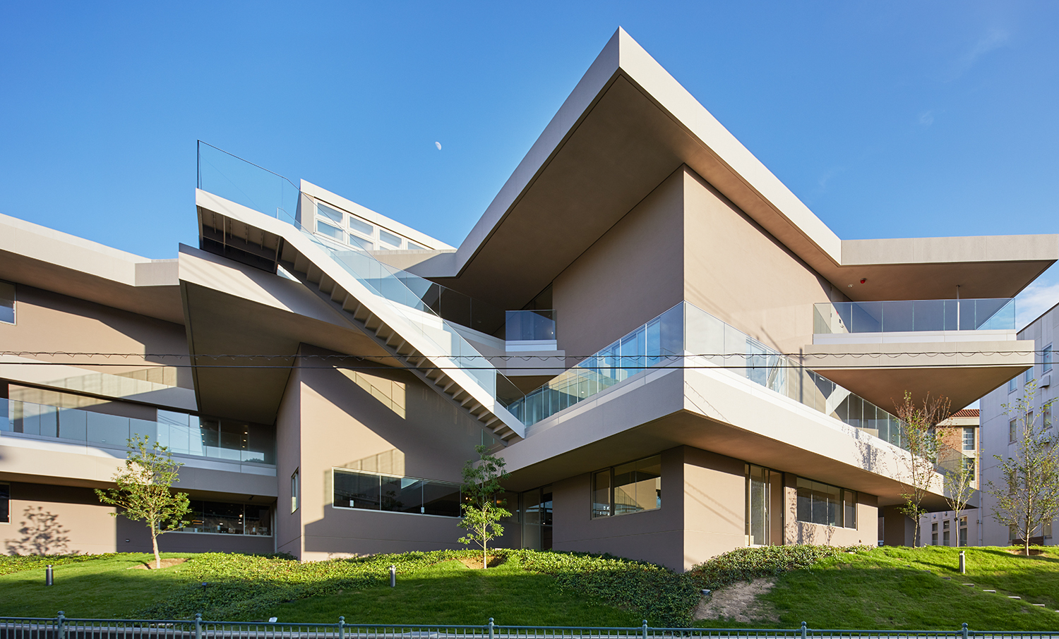 Baiko Gakuin University Landscape Design | DESIGN NETWORK ASSOCIATES-13