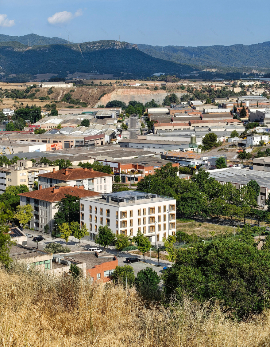 24 AFFORDABLE HOUSING UNITS IN IGUALADA / 4RQ ARQUITECTURA +M ARQUITECTES-26