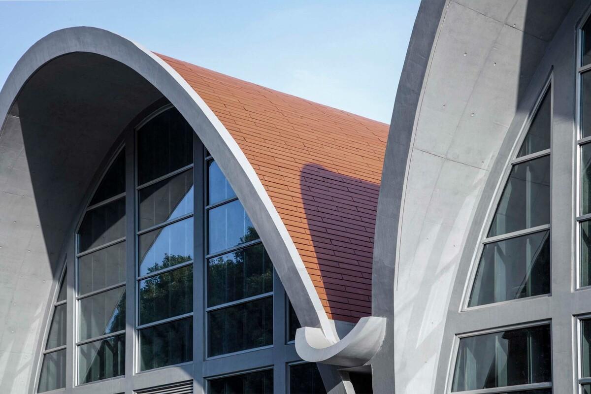 东南大学游泳馆丨中国南京丨周琦工作室-10