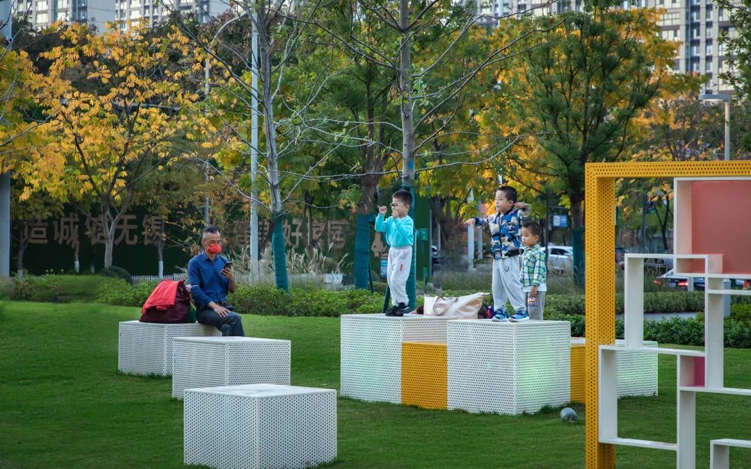 无锡兴梁道街心广场丨中国无锡-13