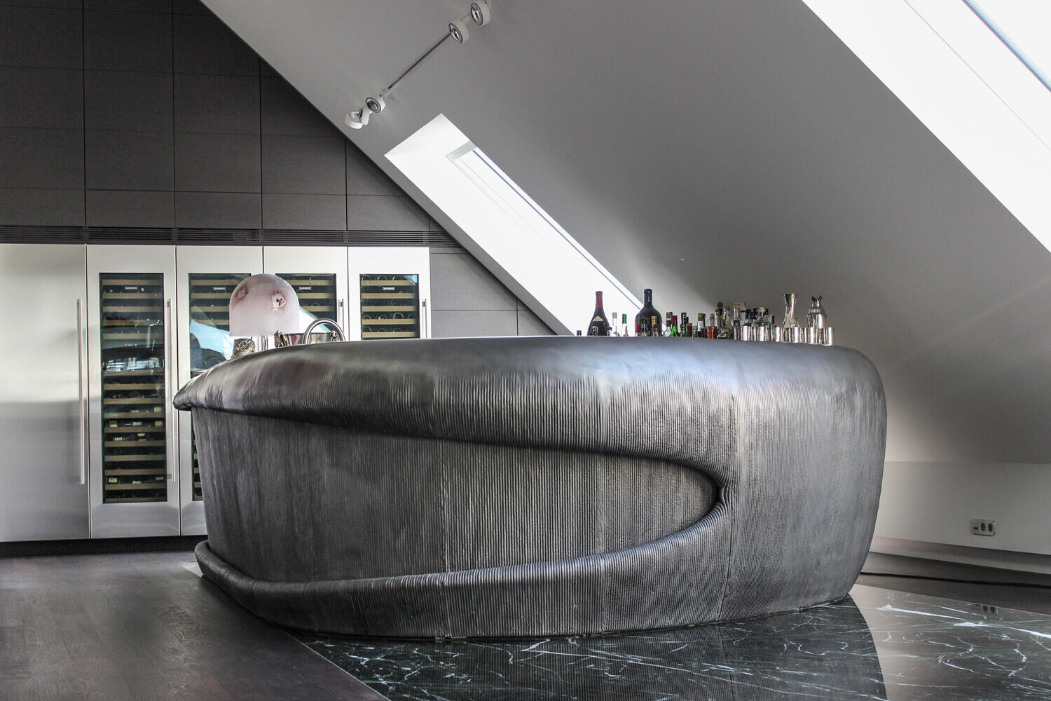 维也纳金属打印吧台，诠释有机曲线优雅-13