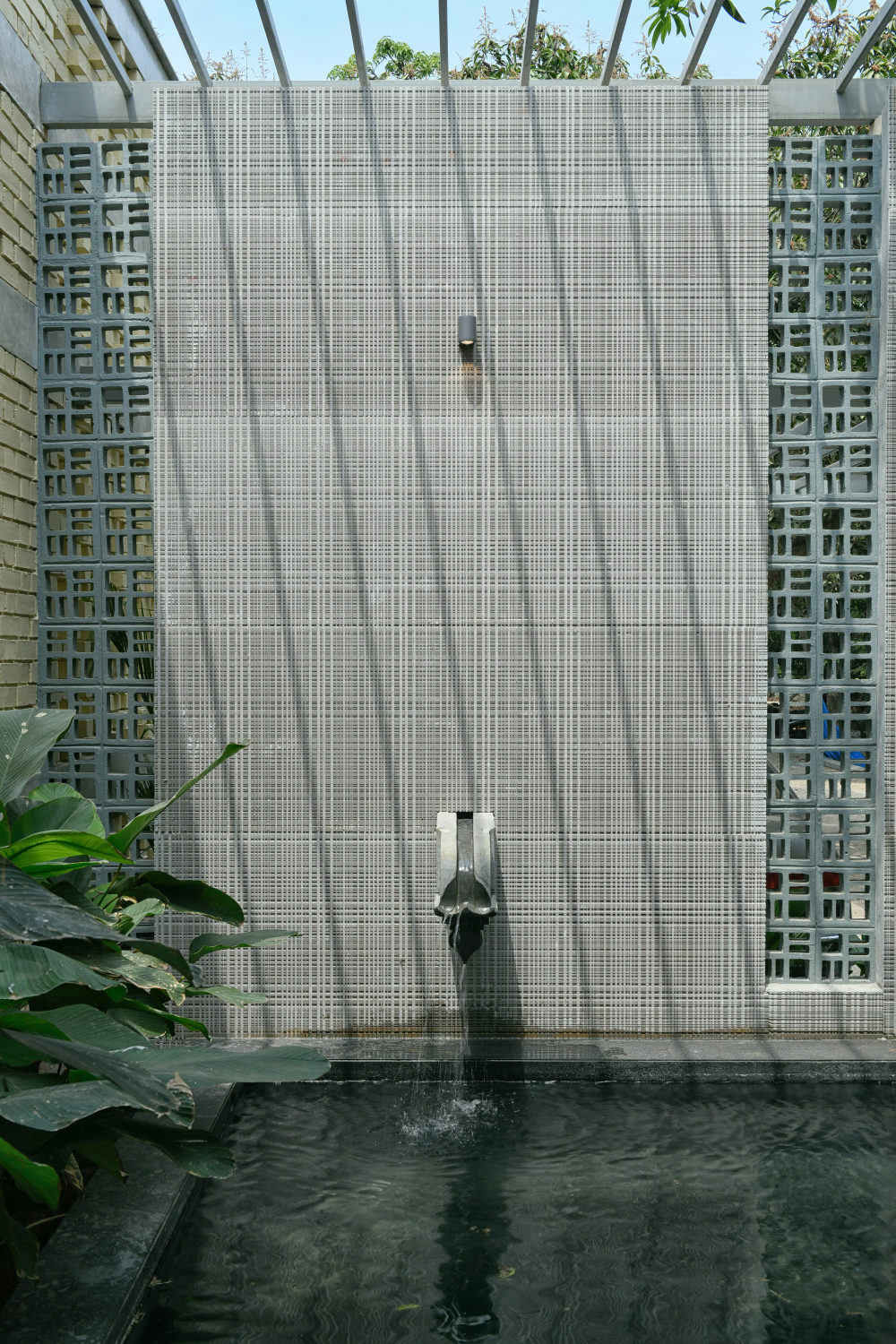 砖面具的房子 · 印度 Hyderabad 的退休住宅设计丨Baba Sashank,Vindhya Guduru-52