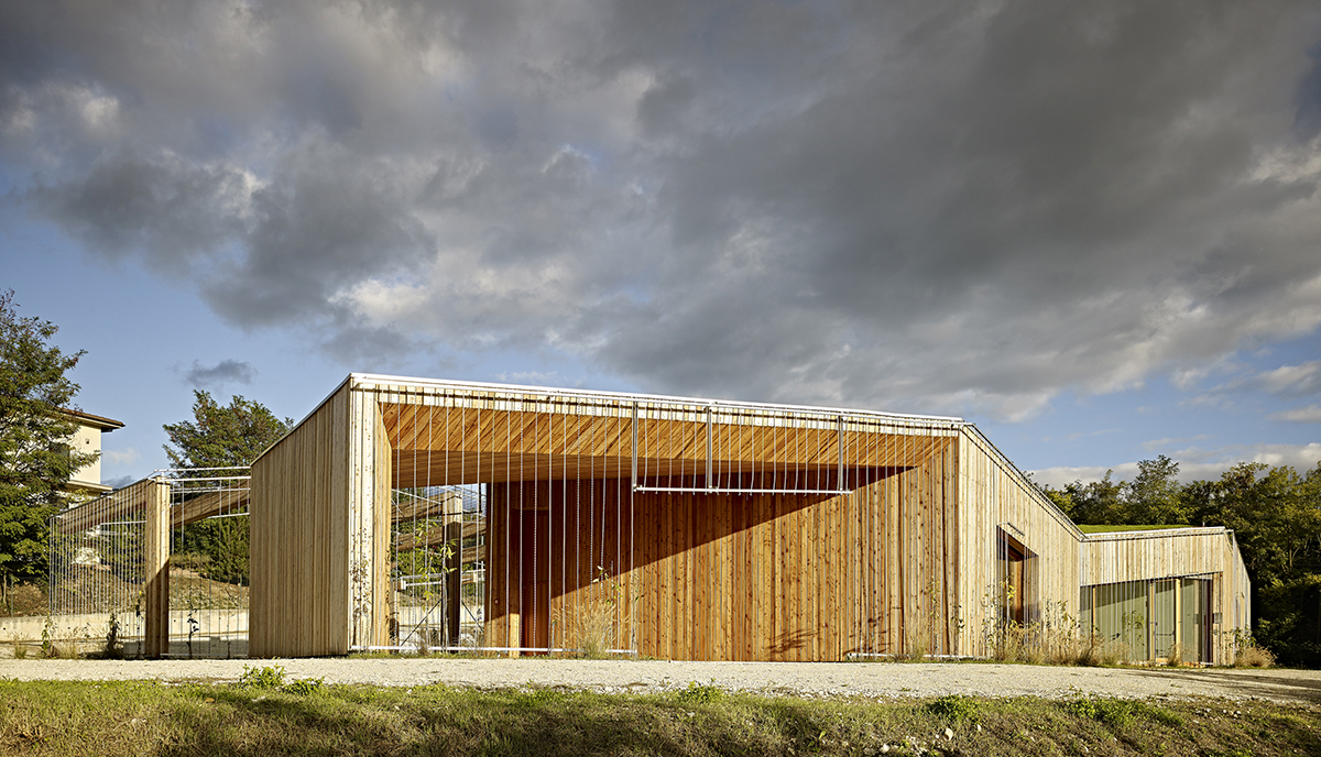 Poggio Picenze多龄社区中心丨意大利-0