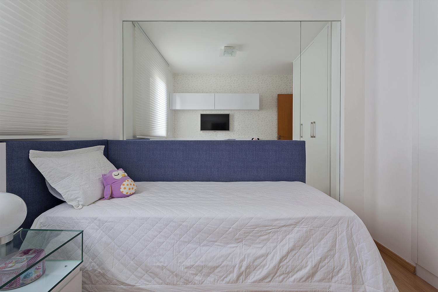 巴西 MG 州 Belo Horizonte 的 Apartamento CL 公寓,现代黑白设计风尚-9