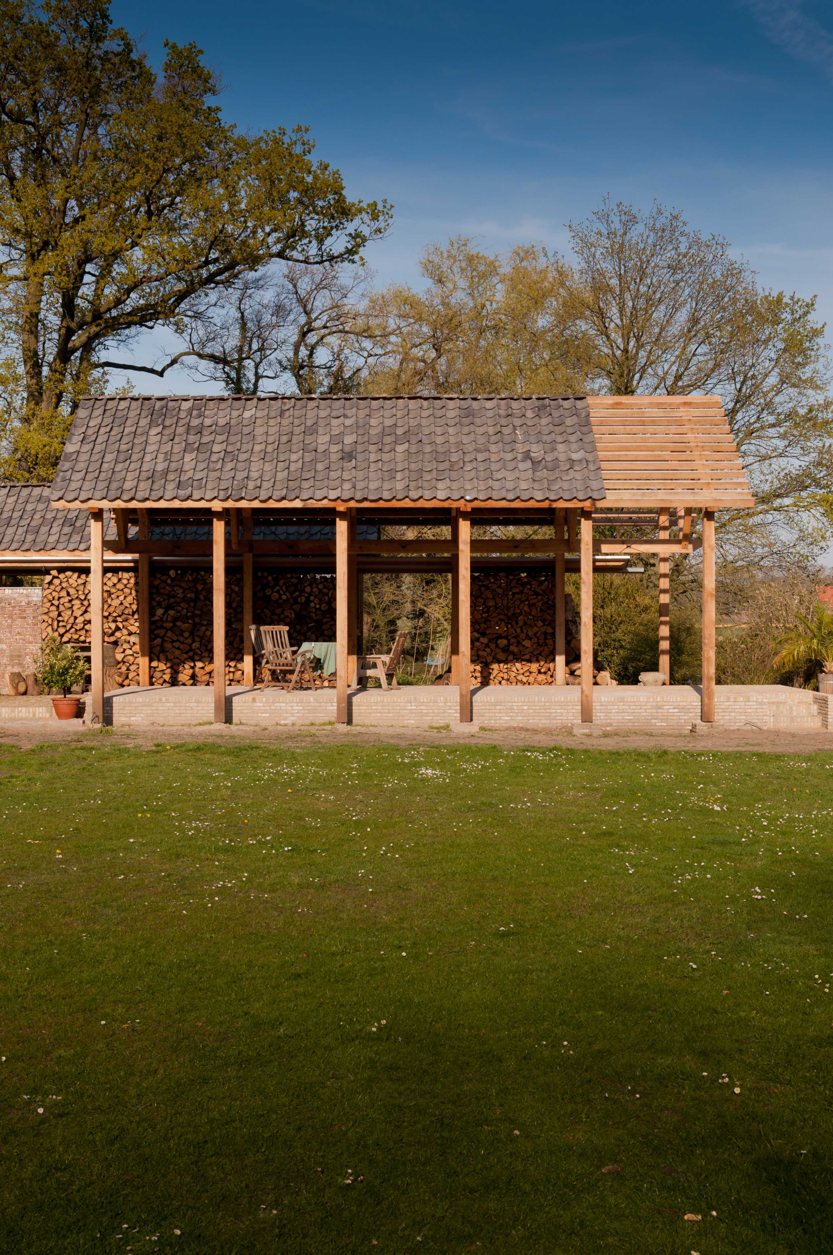 荷兰多梅勒河木材展馆 历史与现代的完美融合-12