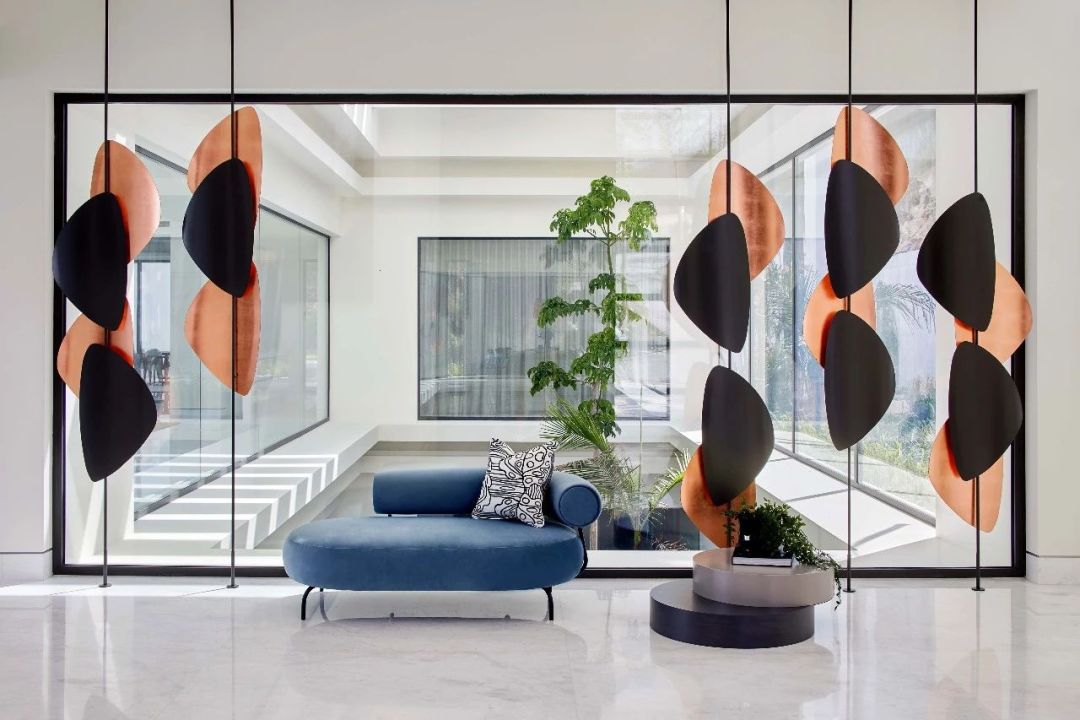 西班牙作品 演绎艺术与作品的无缝结合-0