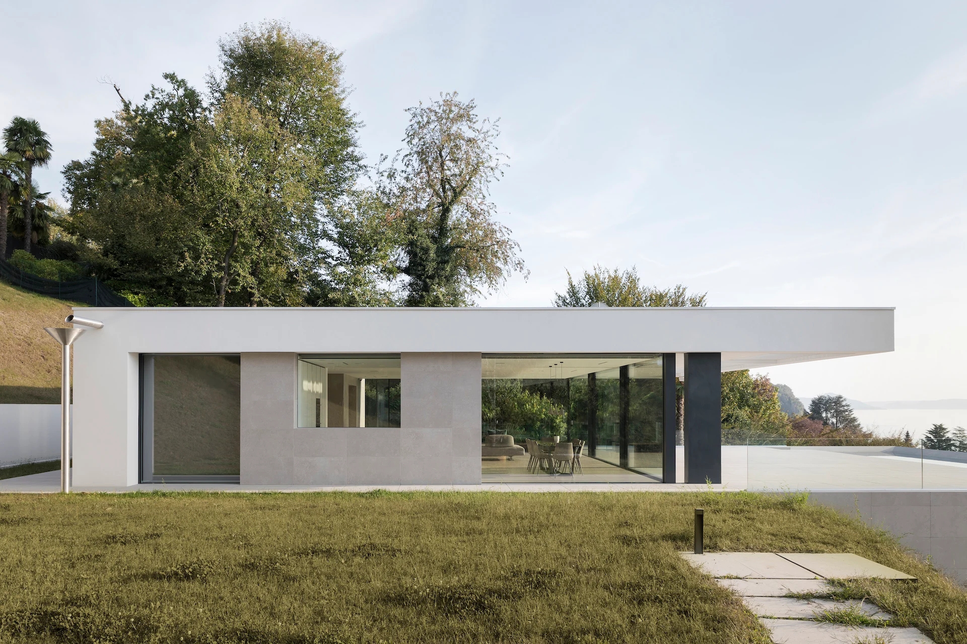 现代简约山坡别墅-1