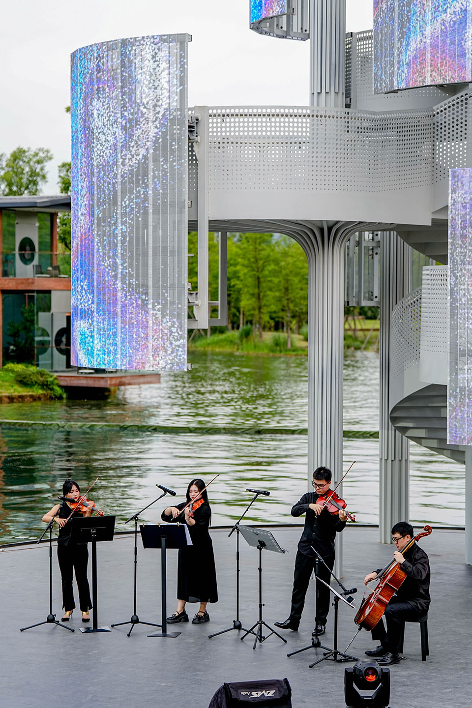 成都麓湖生态城生命塔装置丨中国成都丨万华研发及景观中心-20
