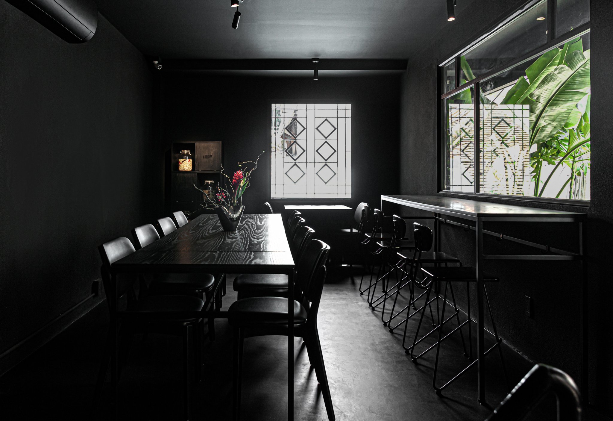 LAAIRAI（黑色立方体中的亚洲融合餐厅）-17