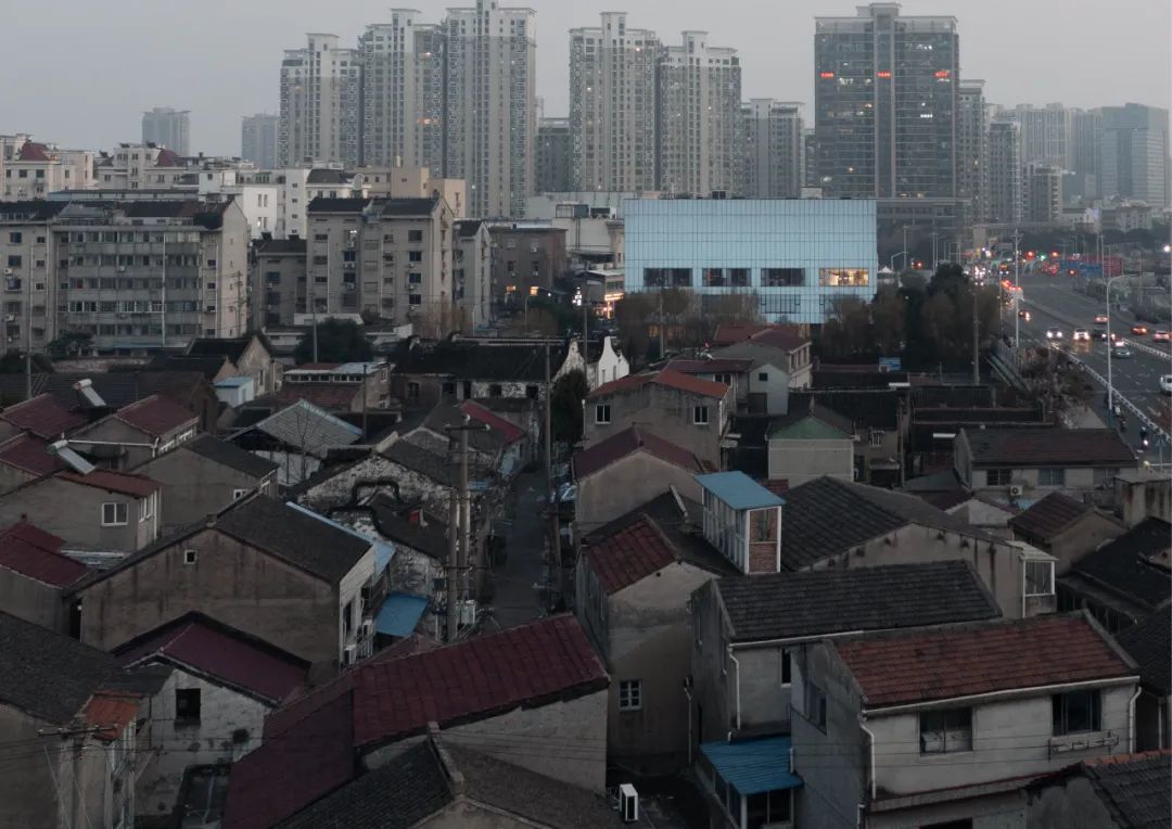 “隐形”建筑：港华燃气办公楼 / 优意建筑设计-5