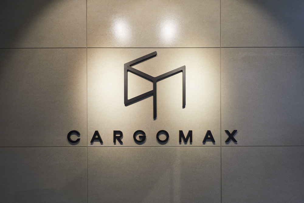 简约白调的 35 平办公空间设计-17