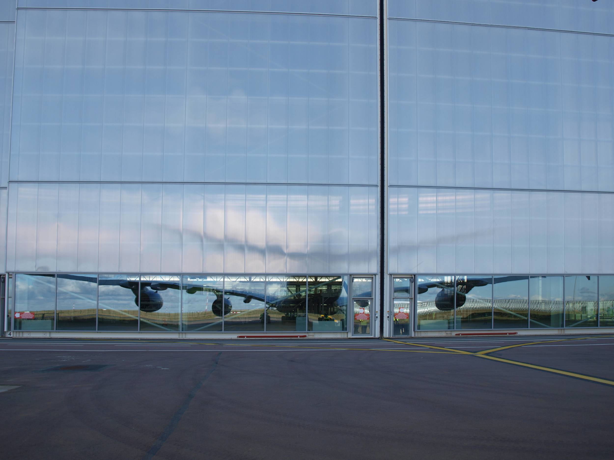 Airbus A380 maintenance facility — Ateliers 2/3/4/-48