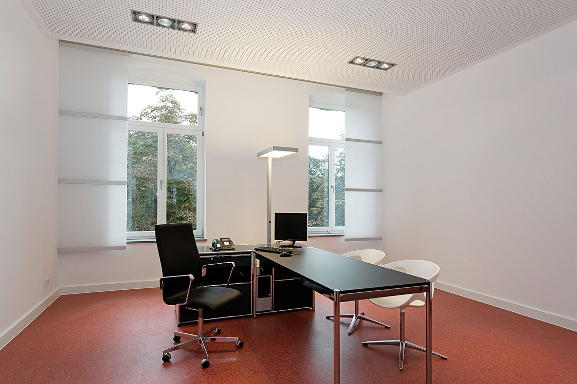 Ärztehaus Stolberg（斯托尔贝格医疗中心）丨Döring Dahmen Joeressen Architekten-8